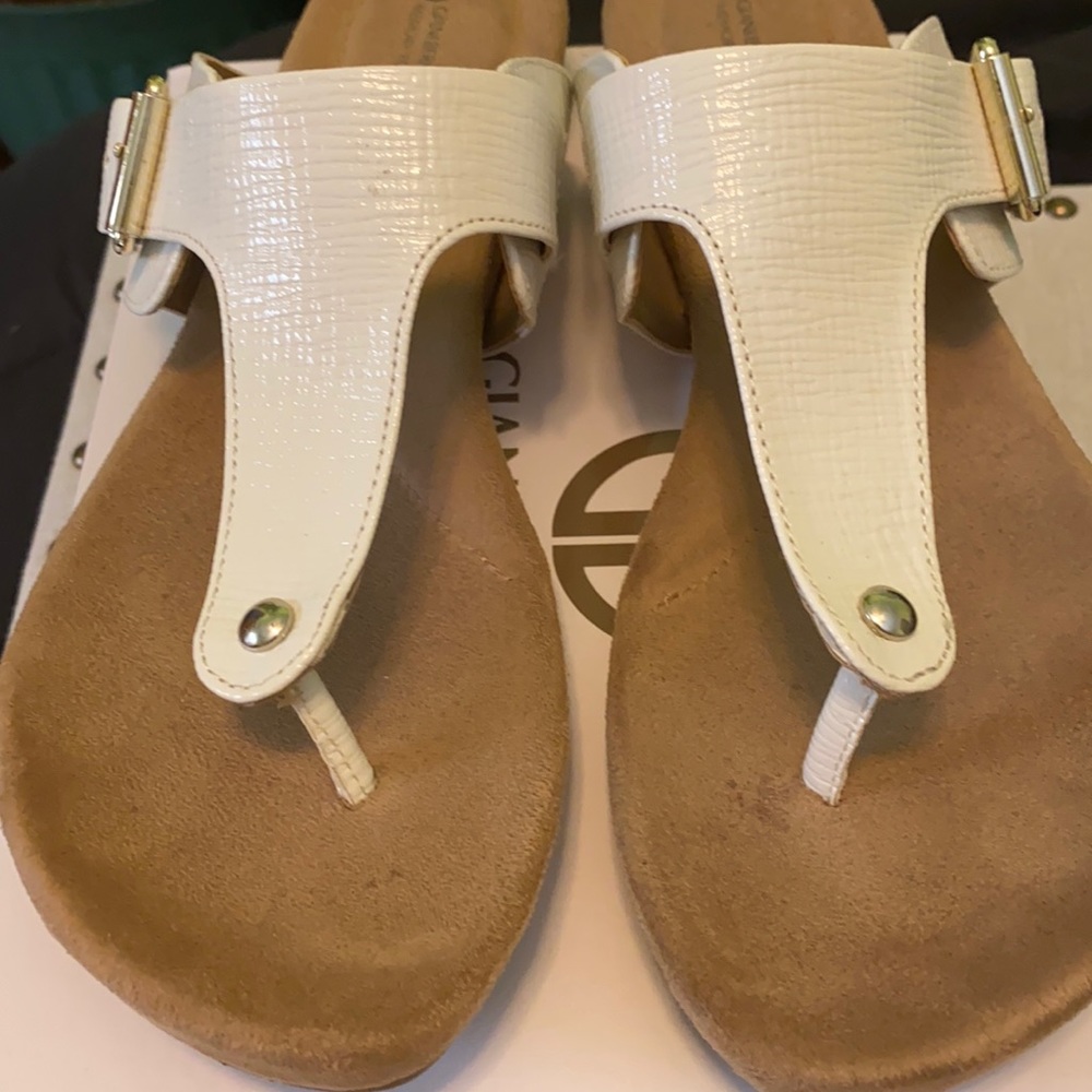 Giani Bernini sandals